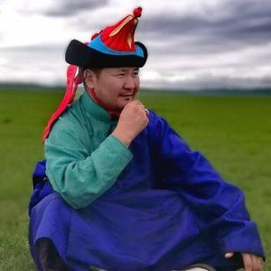 Ээжээ дурсана 