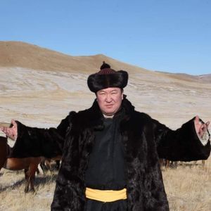 Унага төрлөө