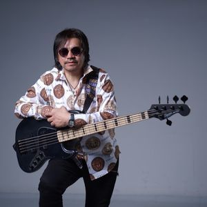 Ухаарч амжаагүй бүхний чинь төлөө - Салхи хамтлаг