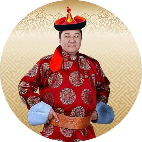 Мөнхөд дуурсагдах аварга