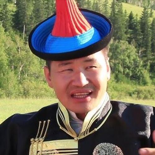 Саальчин бүсгүй