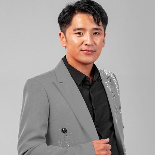 Чамайгаа санахдаа 