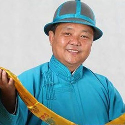 Тэмээн дээрээс наран ойрхон