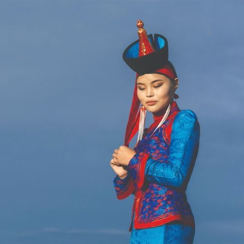 Хулангоо Б.