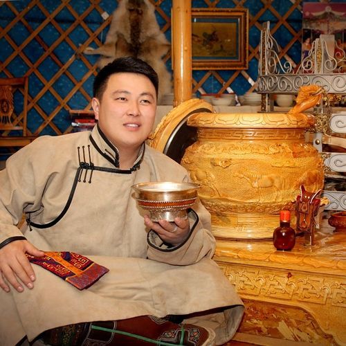 Мөнгөншагай Н.