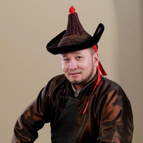 Энхтайван Б.