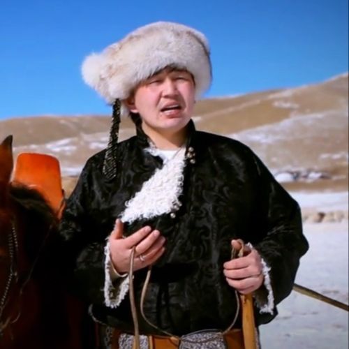 Эрдэнэ-Очир Я.
